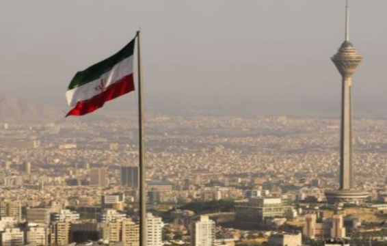 “TË GATSHËM PËR DIALOG”/ Irani pas paralajmërimit të Trump: Nëse sulmohemi, do përgjigjemi si kurrë më parë
