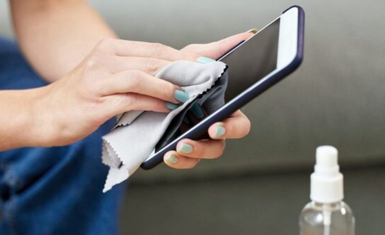 KUJDES nga ky bakter i rrezikshëm në telefonat tuaj celularë