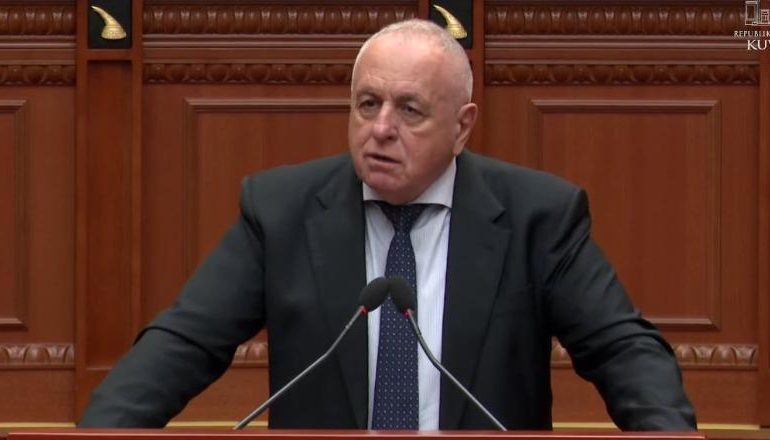 GJYQI NË HAGË/ Tritan Shehu: Të deenoncojmë këtë proces farsë, ish-krerët e UÇK-së luftuan me NATO-n për çlirimin e Kosovës nga regjimi serb