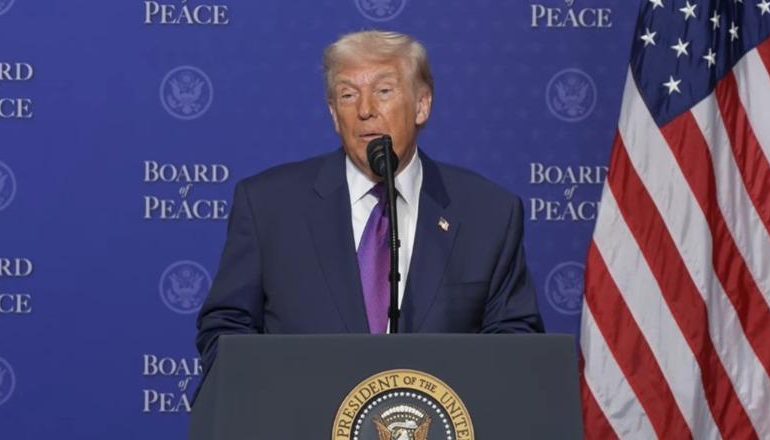 7 MILIARDË DOLLARË PËR RINDËRTIMIN E GAZËS/ Trump tregon disa prej vendeve që po kontribuojnë në Bordin e Paqes