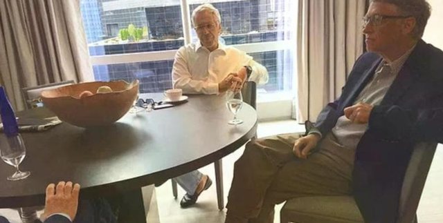SHANTAZHET E FUNDIT E PEDOFILIT: E gjtihë historia e Bill Gates në Dosjen Epstein