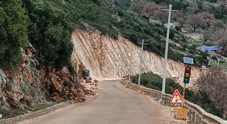 BLLOKIMI I RRUGËS NË DALJE TË TUNELIT TË LLOGARASË/ ARRSH: U krye shpërthim i planifikuar, shkak punimet