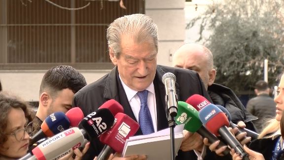 FLET NGA SPAK/ Berisha: Altin Dumani kërkoi hetimin e mbesave të mia, edhe 4 vite para lindjes së tyre! Hetim 30-vjeçar për…