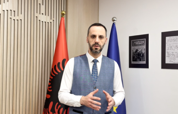 QEVERIA MIRATON AMNISTINË PENALE/ Ministri i Drejtësisë: 447 persona lirohen menjëherë nga burgu! Ulje dënimi për 853 të dënuar