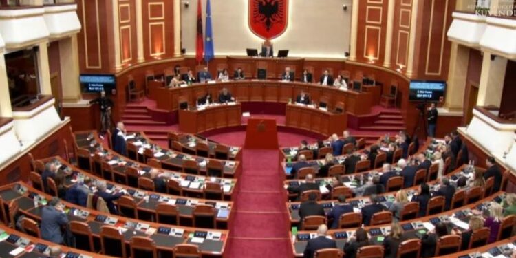 SOT KUVEND/ Çfarë pritet të diskutohet? Një sërë projektligjesh në votim