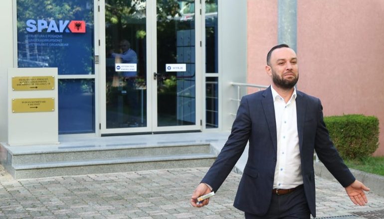U DËNUA PËR KORRUPSION ZGJEDHOR DHE NXJERRJE TË SEKRETIT SHTETËROR/ Llirohet nga burgu ish-deputeti i PS-së, Jurgis Çyrbja