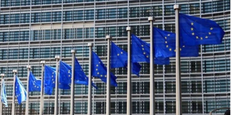 TARIFAT 15% TË TRUMP/ KE: Është një marrëveshje në mes, BE pret që SHBA të përmbush angazhimet e saj