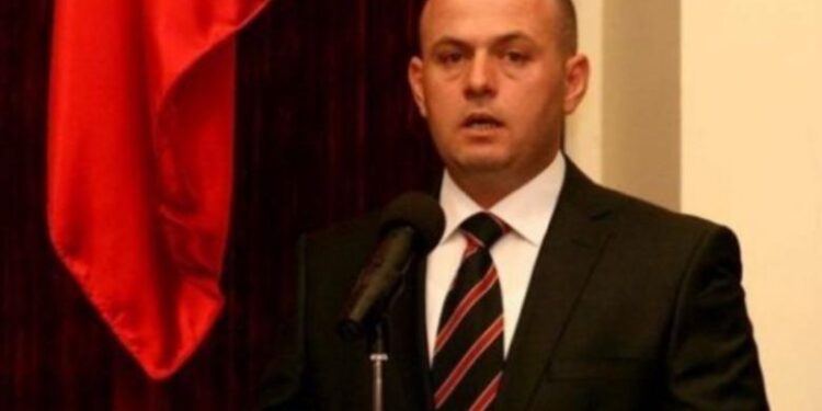 PRESIDENT NGA FAMILJA JASHARI NË KISOVË? Nipi i heroit e refuzon kategorikisht: Gjeni një emër tjetër, s’kam ambicie politike