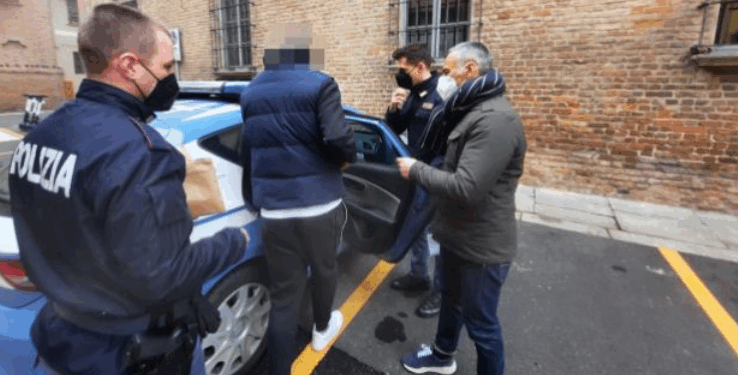 KISHTE FSHEHUR KOKAINË TE MATËSI I ENERGJISË/ Arrestohet 43-vjeçari shqiptar në Itali