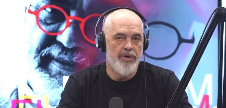 “NUK U DORËZUAM”/ Rama sqaron hapjen e TikTok: Filtra të rinj dhe mekanizma sigurie