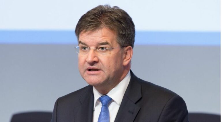 “NDIHEM SI BUDALLA”/ Lajçak flet pas zbulimit të mesazheve me Epstein: Shkova në apartamentin e tij, por…