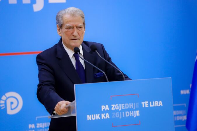 ZBULON STRATEGJINË E PROTESTËS SË OPOZITËS/ Berisha: Betejë, deri në rrëzimin e Ramës
