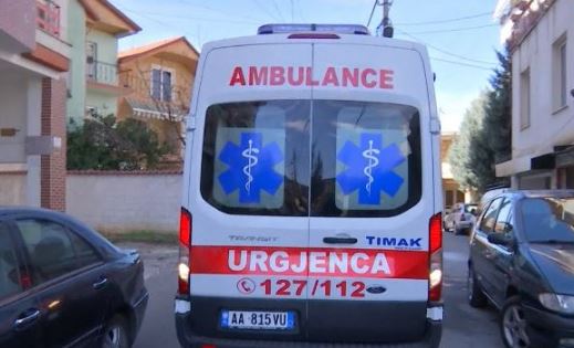 E RËNDË/ Familjarët gjejnë të pajetë të moshuarën, ra aksidentalisht në kanal