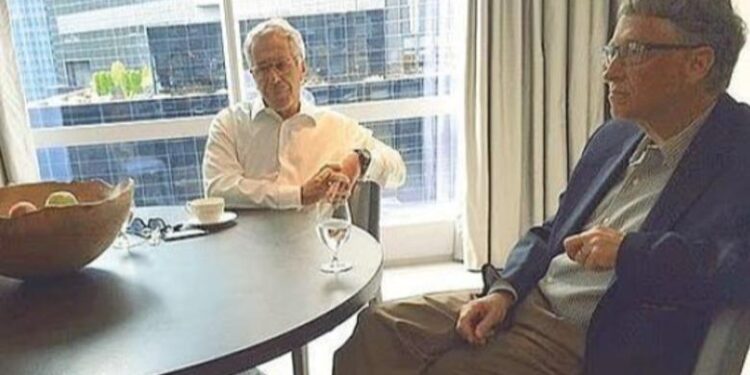 BILL GATES NË DOSJEN EPSTEIN: Akuza tronditëse, shantazhe dhe hije mbi imazhin e filantropit