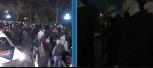 TENSIONE NË PROTESTËN E PD/ Policia hedh gaz lotsjellës, Berisha me maskë mbrojtëse