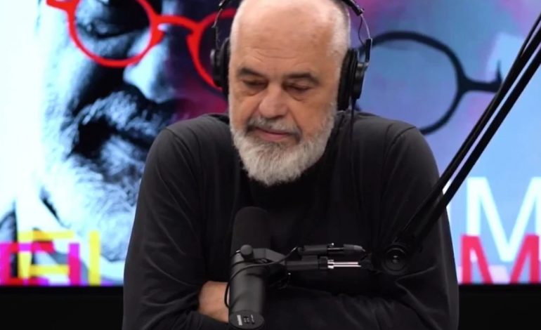 DËMSHPËRBLIMET NGA ZJARRET/ Rama jep LAJMIN: Gati kompensimi i të gjithë të dëmtuarëve
