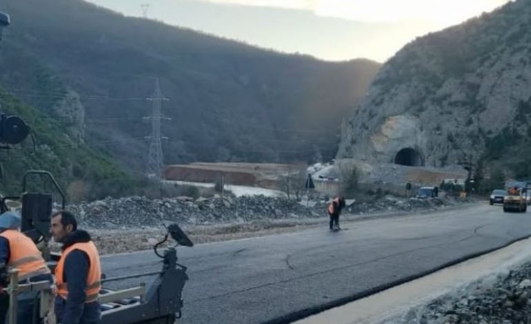 NJOFTIMI I RËNDËSISHËM/ ARRSH: Nga 20 shkurti, kufizohet qarkullimi në aksin Elbasan- Qafë Thanë…
