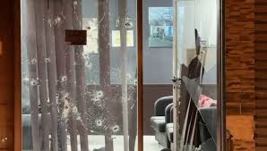 DETAJE TË REJA NGA PLAGOSJA NË LEZHË/ Një anëtar i familjes Nikulaj në berberhane