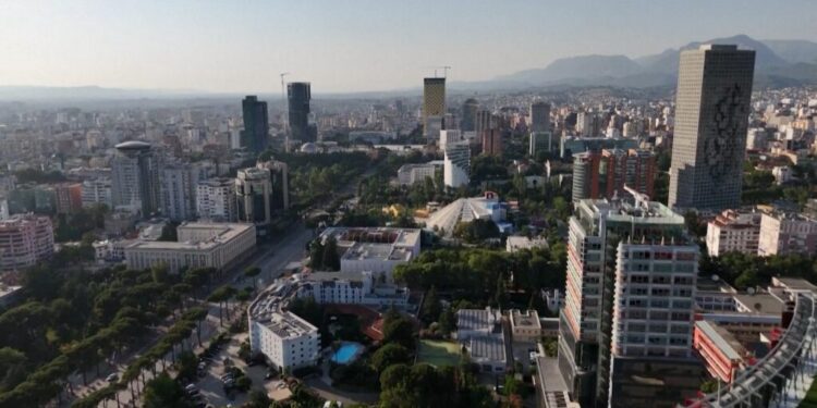 43% E ENERGJISË NË VEND, NGA BURIME TË PASTRA/ Eurostat: Shqipëria, mbi mesataren e BE për energjinë e rinovueshme