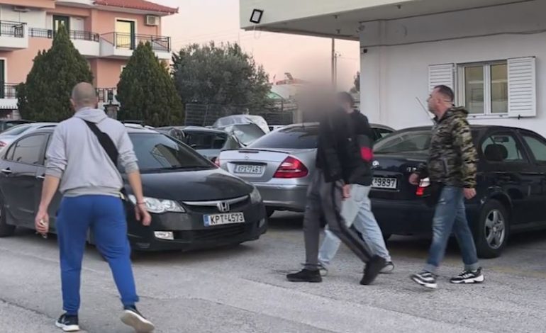 VRAU 17-VJEÇARIN SHQIPTAR/ Arrestohet autori në Greqi, zbardhet dëshmia: E godita pasi…