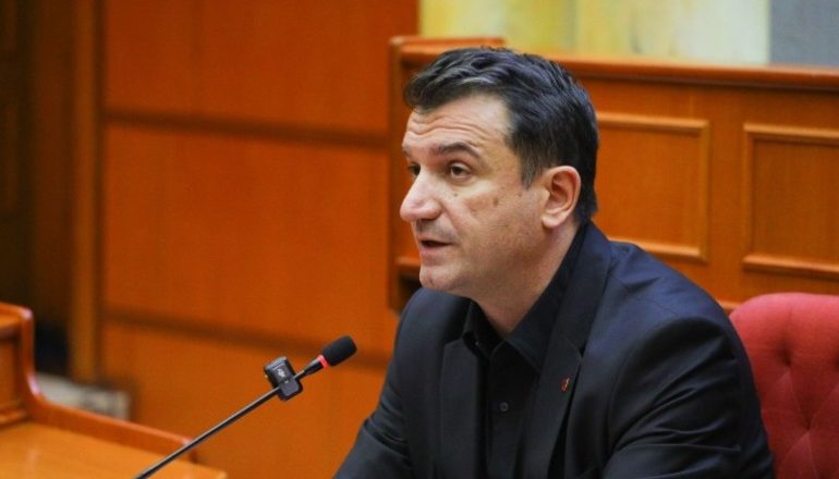 ZBATOHET VENDIMI I GJKKO/ Pas 1 viti në qeli, Veliaj do njihet me aktet hetimore! I dërgohet në burg dosja me 28 mijë faqe