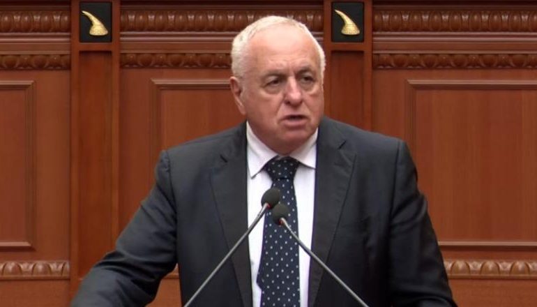 LUFTA NË IRAN/ Deputeti i PD: Ka shqiptarë të bllokuar në Lindjen e Mesme, të dalim me deklaratë për të treguar mbështetjen…