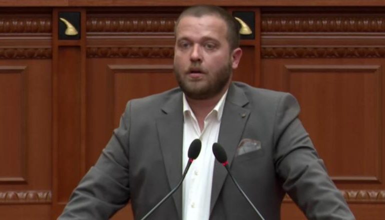 SULMI NDAJ VILËS 31/ Ardit Bido: Berisha e pranoi se dhuna është me pult, ‘banda e vogël’ sulmon me urdhrin e tij
