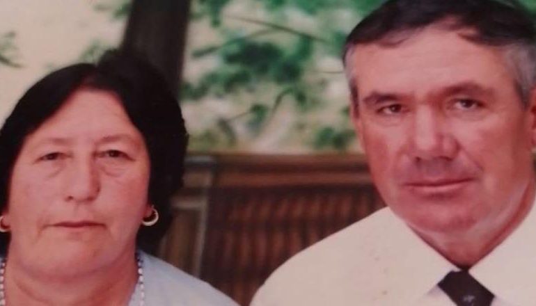 VRAU BASHKËSHORTEN DHE MË PAS VETEN/ Familja Rrapaj në Roskovec hap dyert e mortit, varrimi i viktimave do të bëhet i ndarë