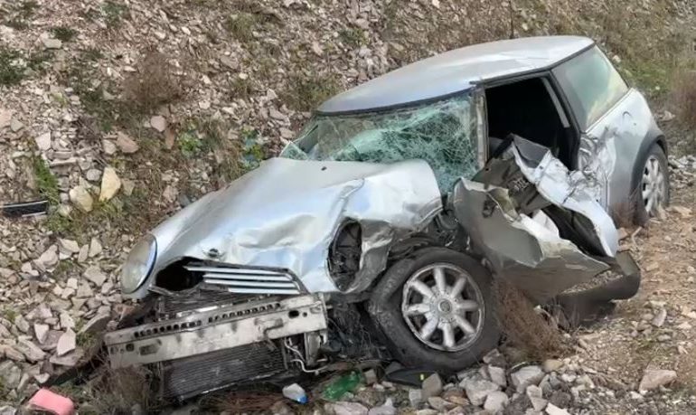 PAMJET E FRIKSHME/ Aksident i rëndë në Rrugën e Kombit, 4 të plagosur