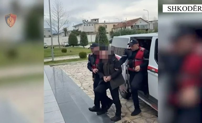 ANËTAR I NJË GRUPI KRIMINAL/ I dënuar me burg për drogë, arrestohet 48-vjeçari në Shkodër