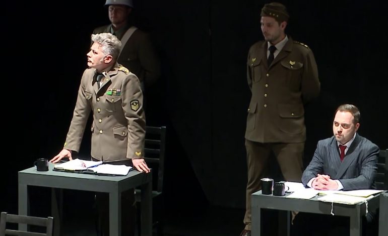 “DREJTËSI NË NUREMBERG”/ Arben Kumbaro: Morali është kushtetuta shpirtërore e një kombi, teatri është art i vdekshëm
