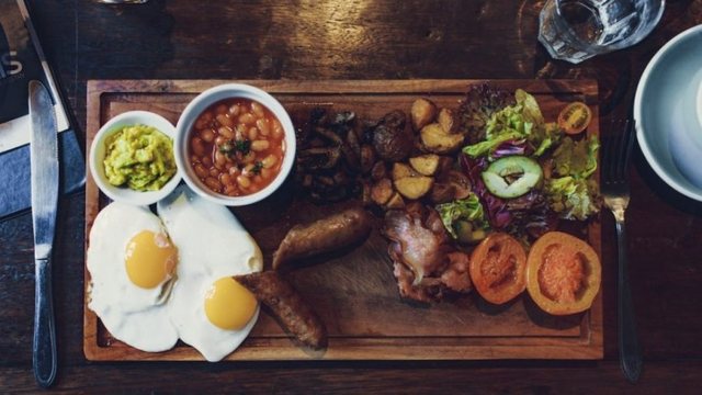 PROTEINA, FIBRA…/ Çfarë vjen më pas në pjatën tonë?