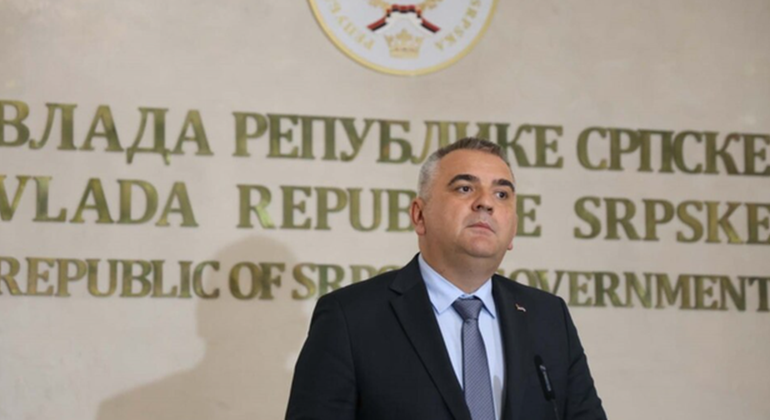 KUNDËRSHTIMET NGA KOMUNITETI NDËRKOMBËTAR/ Dorëhiqet kryeministri i Republikës Sërpska