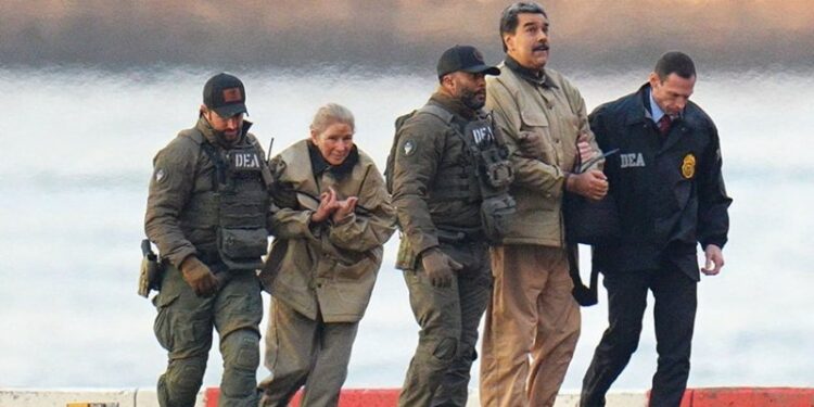 AKUZAT PËR TRAFIK DROGE DHE ARMË/ Nikolas Maduro del sot para para gjykatës në Nju Jork