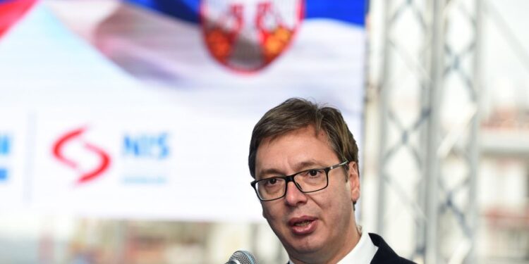 ALARM NË BALLKAN/ Vuçiç prezanton strategjinë “Serbia 2030” me Kosovën brenda: Do të përdoret arma bërthamore