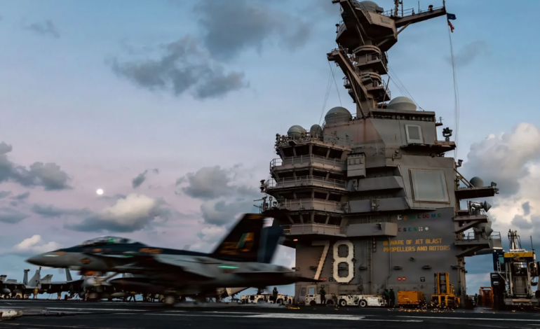 E PËRFSHIRË NË AKSIONET NË VENEZUELË DHE IRAN/ Aeroplanmbajtësja “USS Gerald R. Ford” do të ankorohet në Kretë pas flakëve në bord