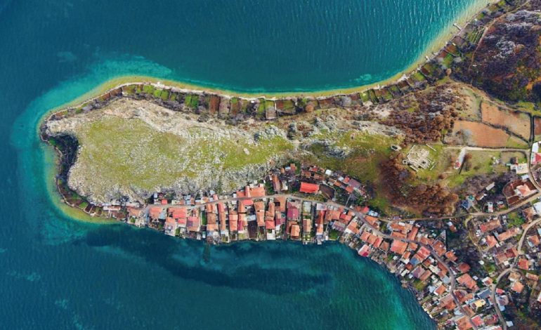 QEVERIA MERR VENDIMIN/ Fshati Lin shpallet pasuri kulturore e paluajtshme si “Ansambël arkitektonik urban”