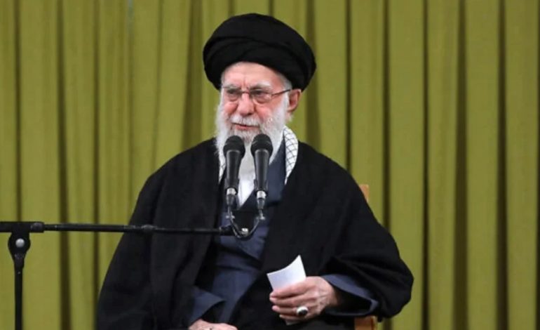 E PRANON IRANI: Ali Khamenei u vra në zyrën e tij ku po kryente detyrat shtetërore