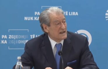 “MES HAJDUTËVE, KUSH VJEDH MË SHUMË ËSHTË HERO”/ Berisha për Ballukun: Figurë e zezë në të gjithë botën