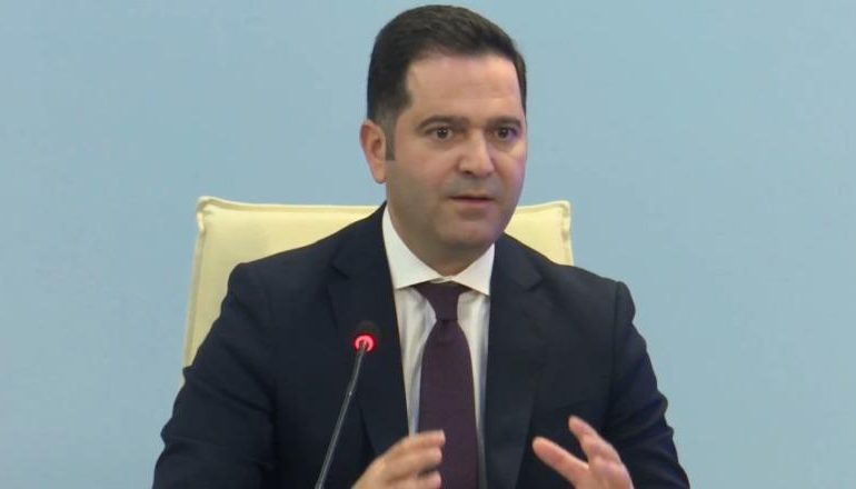 “MË SHUMË MBËSHTETJE DHE BARAZI”/ Ministri Malaj: 84 miliardë lekë për fuqizimin e grave dhe vajzave