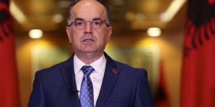 URON DITËN E VERËS/ Presidenti Begaj: Sjelltë kjo festë e bukur e traditës gëzim dhe begati