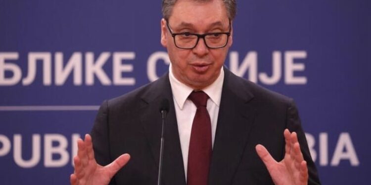 “NDRYSHIMET NË LIGJIN PËR TË HUAJT”/ Presidenti serb Vuçiç vlerëson Kosovën: Nuk ka zgjidhje të lehta, por është lehtësim