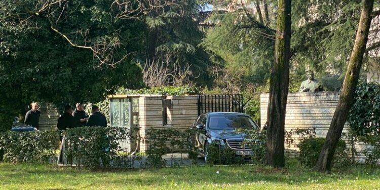 RAMA TAKIM ME MINISTRAT NË VILËN 30/ Në fokus analiza dhe koordinimi i punës