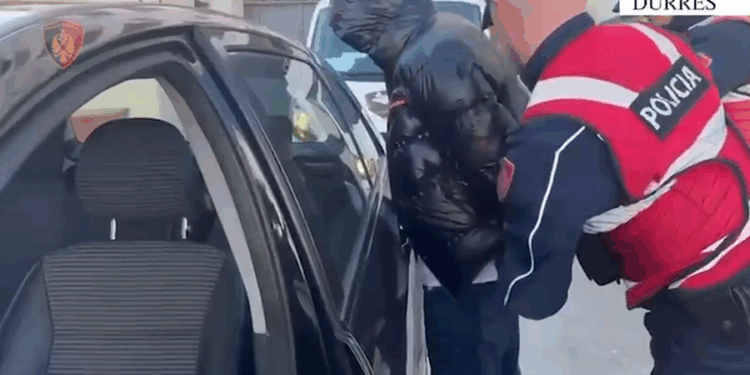 I DËNUAR PËR VRASJE/ Arrestohet 28-vjeçari në Durrës. U kap duke lëvizur me armë…