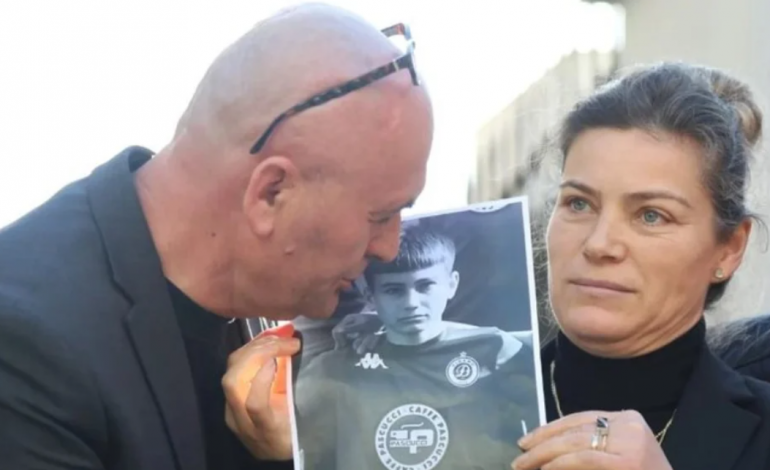 VENDIMI I KUSHTETUESES PËR TIKTOK/ Reagon familja e të ndjerit Martin Cani: Djali ynë nuk u vra nga rrjetet sociale, por nga…