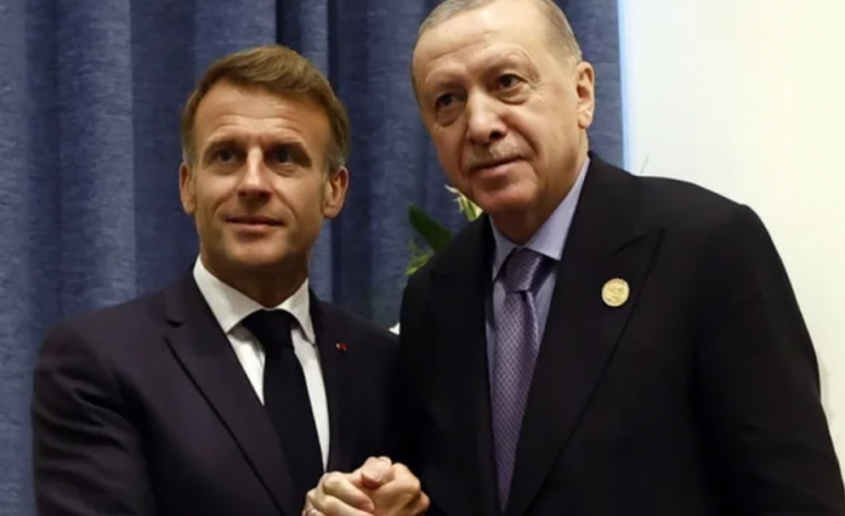 LUFTA NË LINDJEN E MESME/ Erdogan bisedë telefonike në Macron: Zgjatja e konfliktit do të sillte destabilizim për të gjithë botën