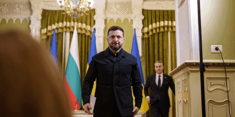 AKUZA RUSISË/ Zelensky: Po i jep informacione dhe imazhe satelitore Iranit për objektivat e sulmeve