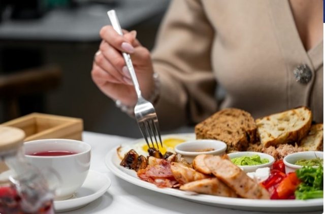 LISTA PËR T’U SHMANGUR/ Ushqimet që duhen eliminuar menjëherë nga dieta, por që i konsumojmë çdo ditë