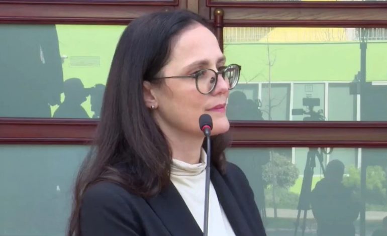 “PO MONITOROJMË ÇMIMET E KARBURANTEVE”/ Ministrja Ibrahimaj: Bordi i transparencës do të ngrihet nëse…
