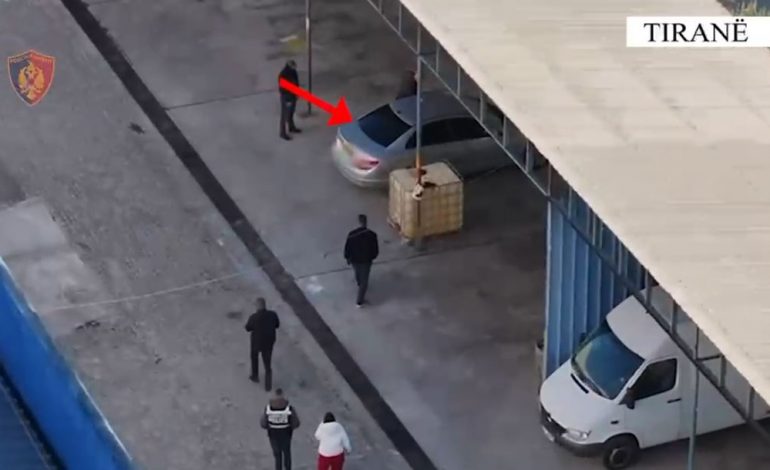 RRËMBYEN DHE DHUNUAN NJË 32-VJEÇAR PËR PARA/ Arrestohen 2 persona, një në kërkim